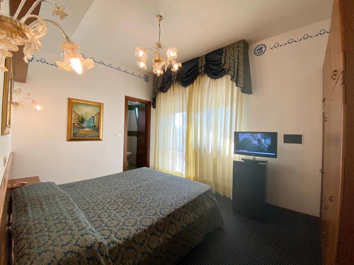 Hotel Florida Lido di Jesolo Luaran gambar